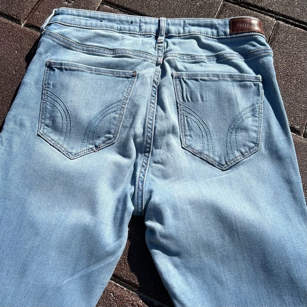 Hollister High Rise Super Skinny Jeans - Picture 8 of 10